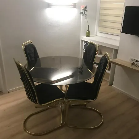 Zagreb * שיבניק