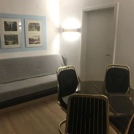 Zagreb * שיבניק